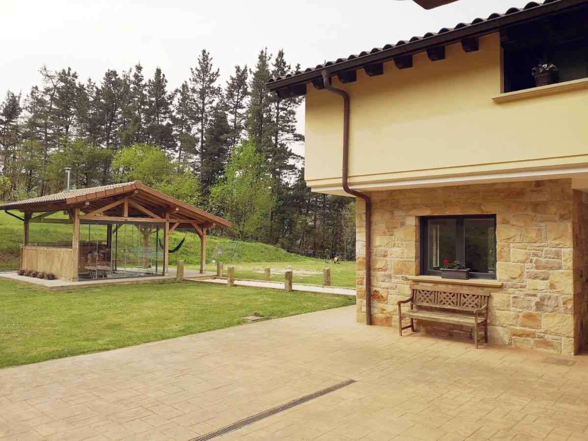 Chalet Con Piscina Climatizada En La Naturaleza Areatza Екстер'єр фото