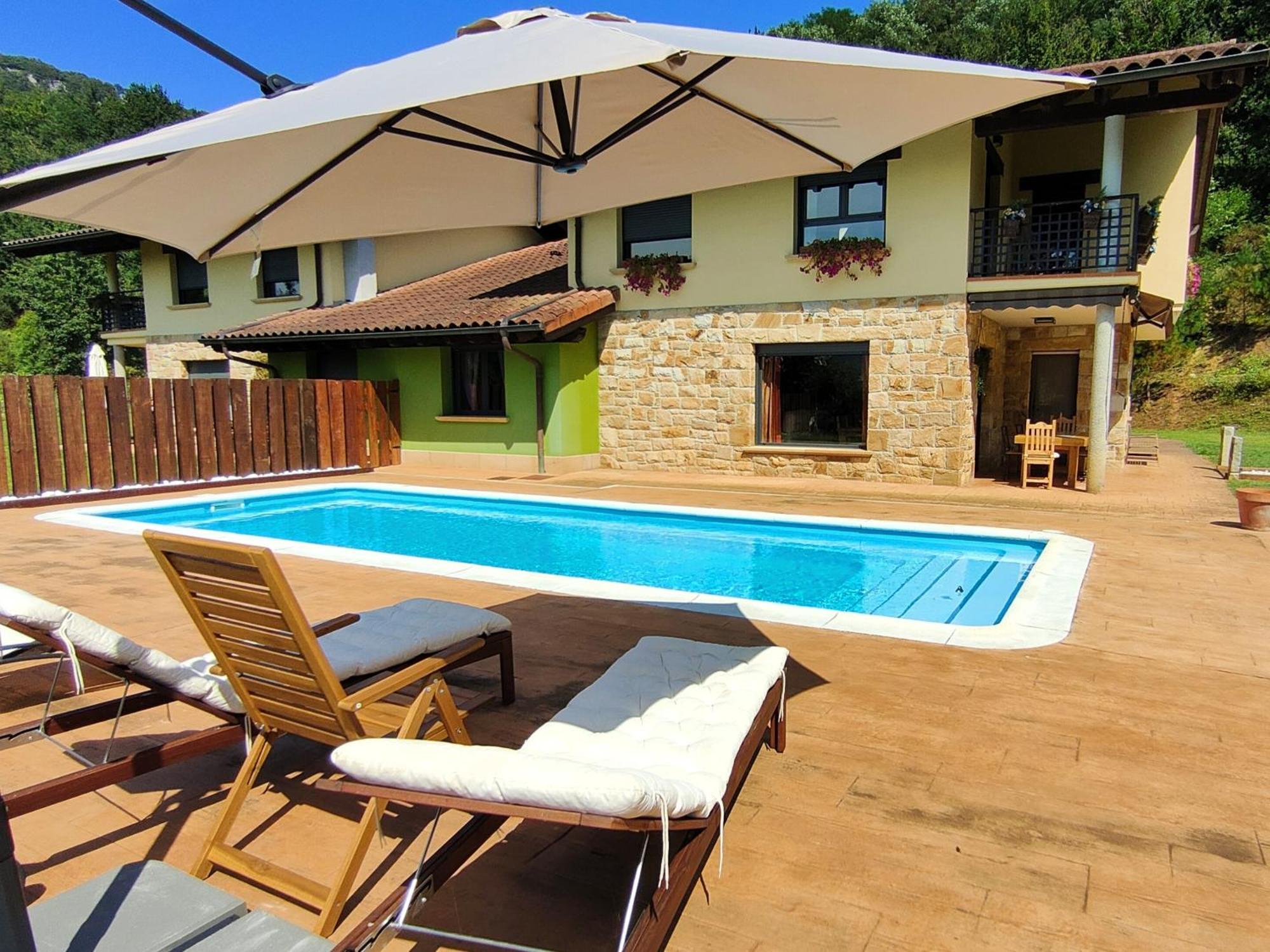 Chalet Con Piscina Climatizada En La Naturaleza Areatza Екстер'єр фото